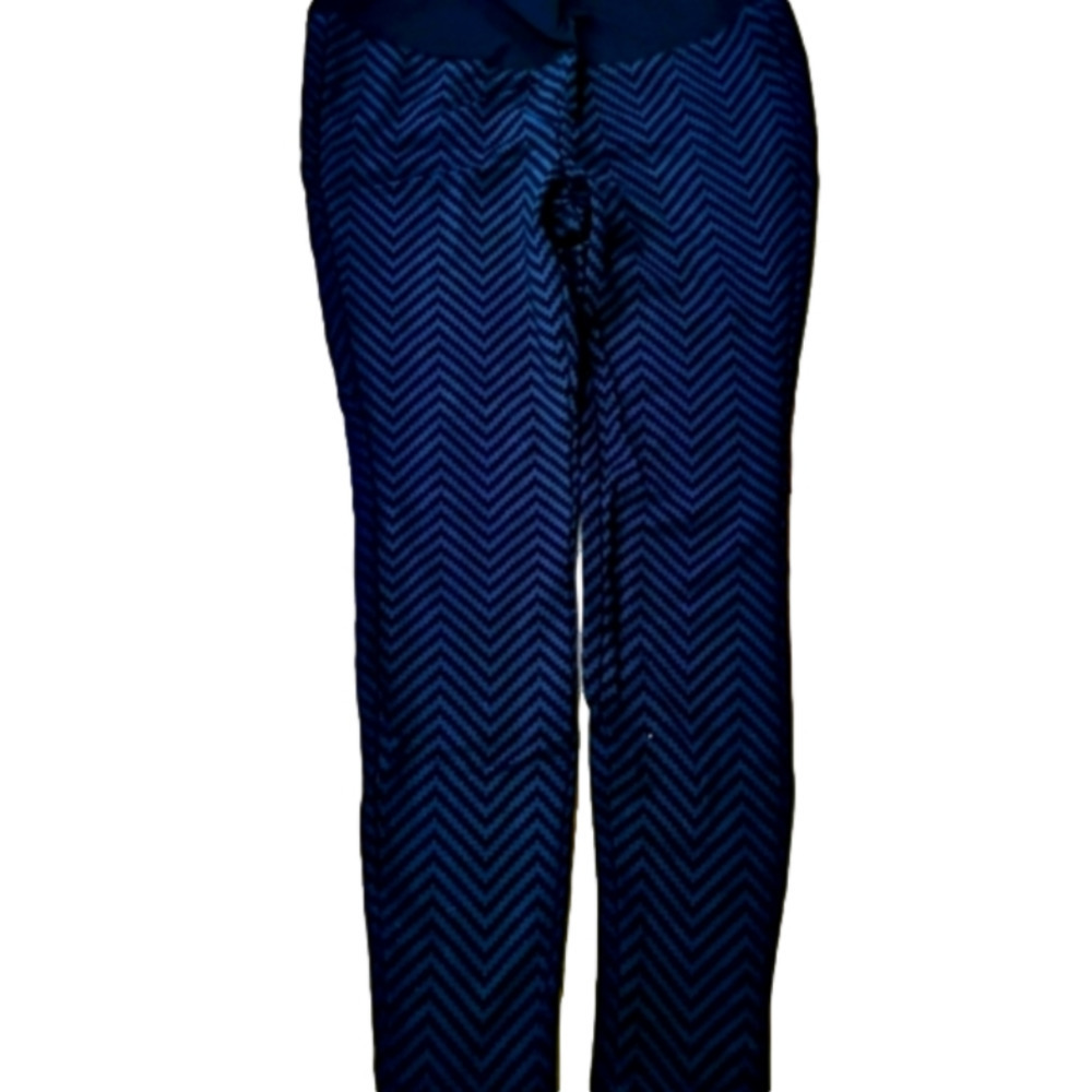 Thyme maternity leggings,  chevron pattern blue & black Sz M